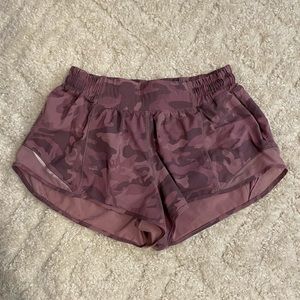 Lululemon Pink Taupe Camo Hotty Hots